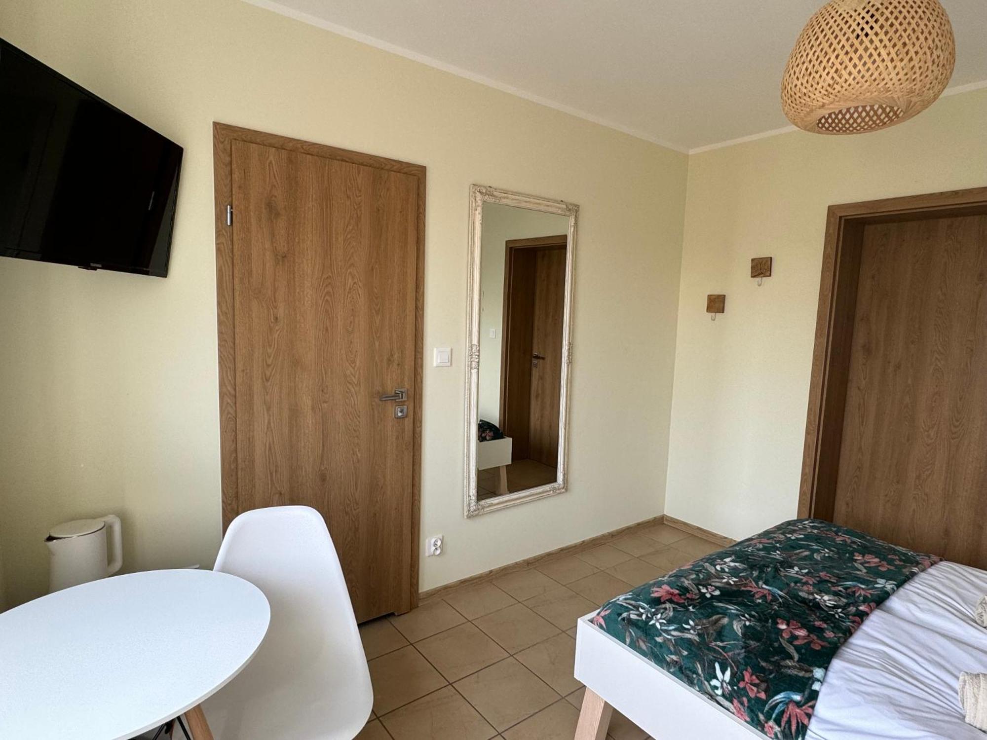 Wilczy Zaulek Hotel Mielno  Luaran gambar